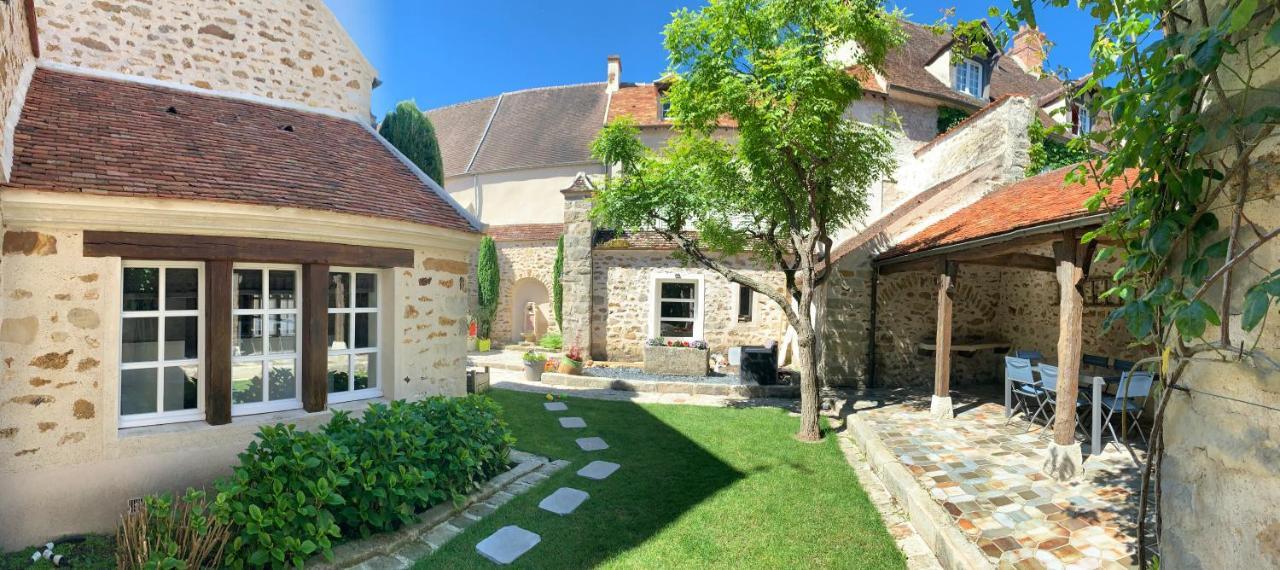 La Maison D'Emilie - Appartements Chaumes-en-Brie Kültér fotó