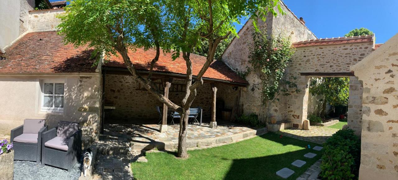 La Maison D'Emilie - Appartements Chaumes-en-Brie Kültér fotó